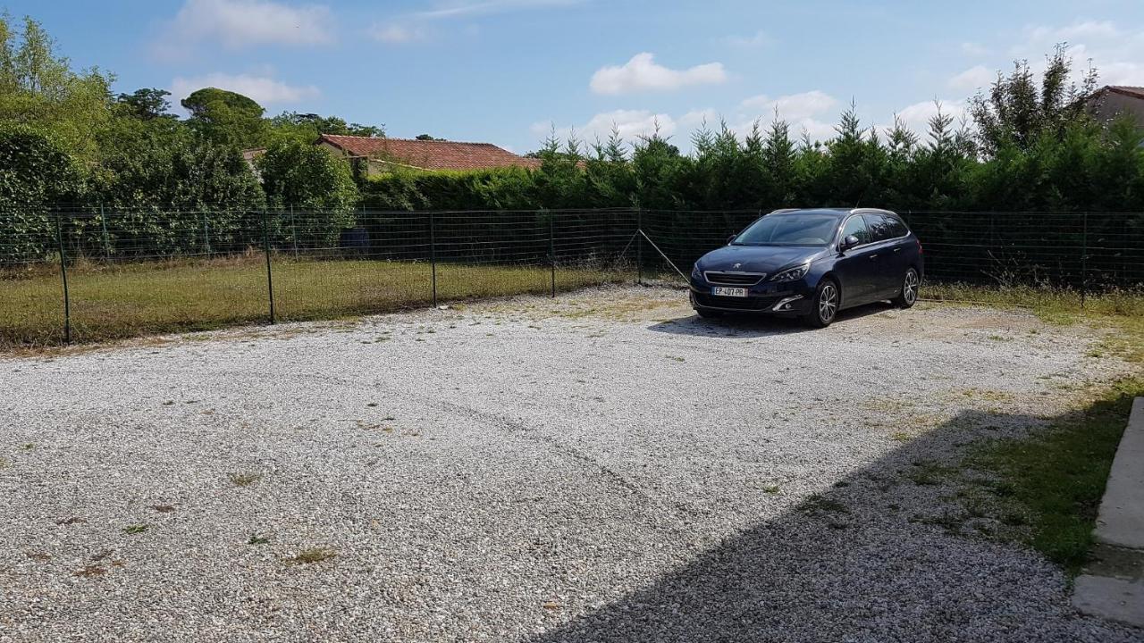 Gite Pourquoi Pas Montegut-Lauragais Exterior photo